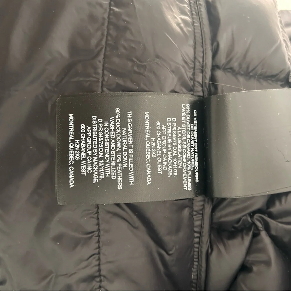 Mackage Allegra knee length Black Quilted Women's Coat - Picture 8 of 10